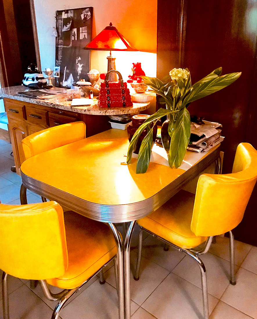 The yellow table and chairs
